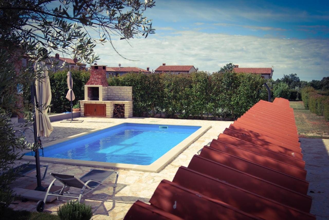 Villa Stella Svetvinčenat Exteriör bild