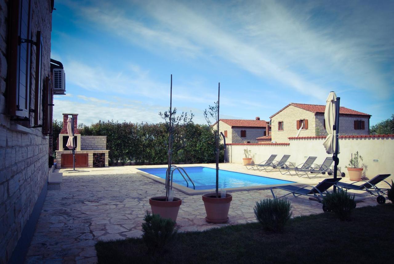 Villa Stella Svetvinčenat Exteriör bild
