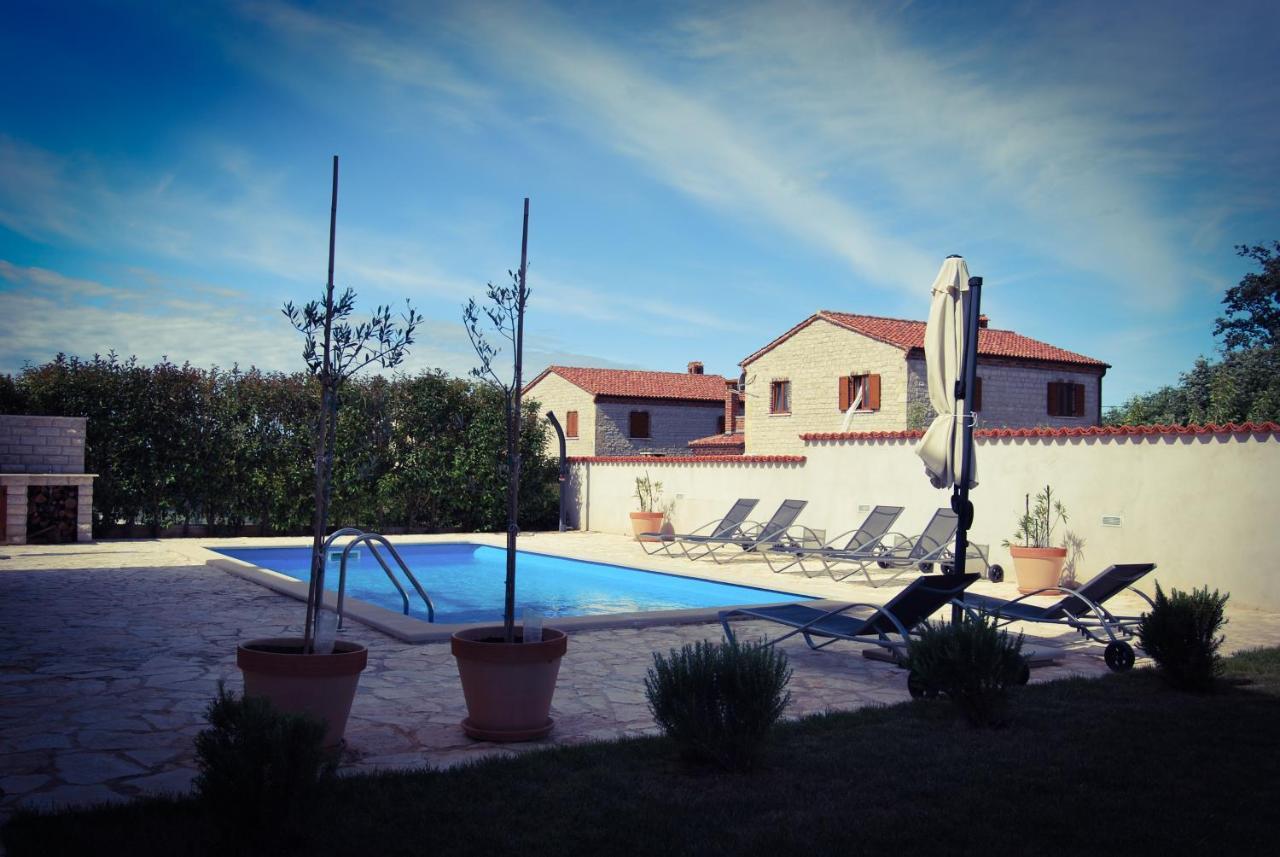 Villa Stella Svetvinčenat Exteriör bild