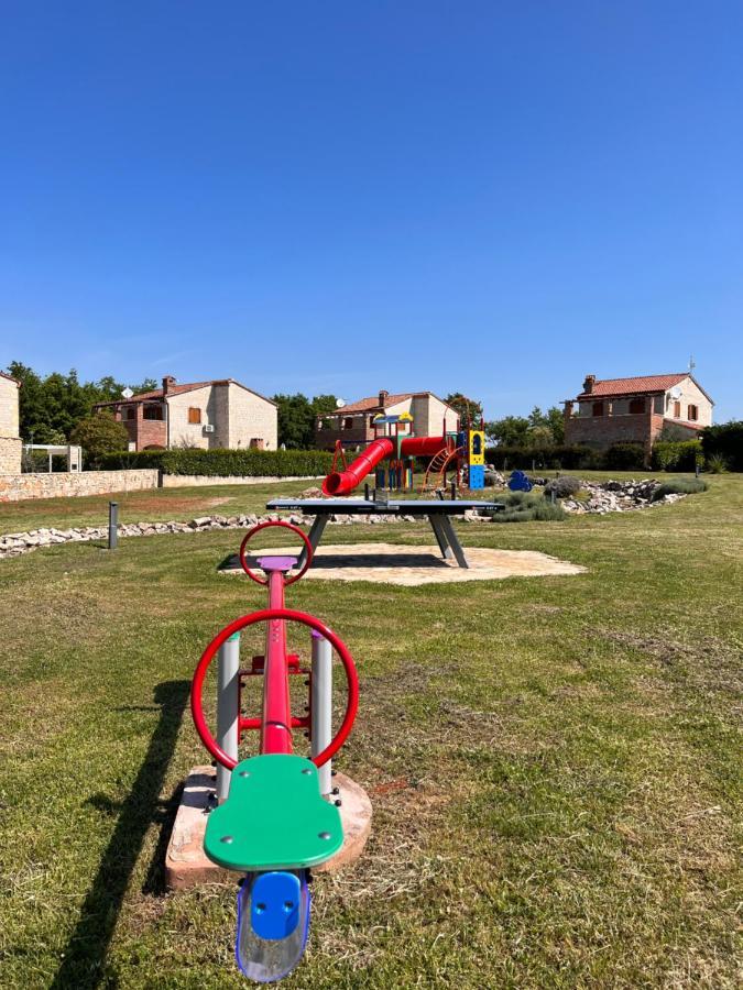 Villa Stella Svetvinčenat Exteriör bild