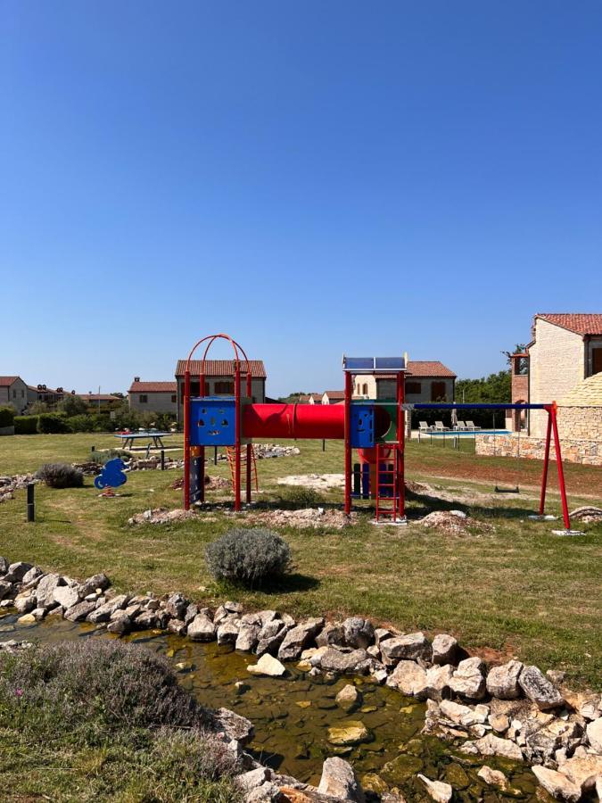 Villa Stella Svetvinčenat Exteriör bild