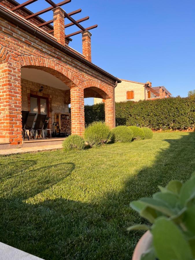 Villa Stella Svetvinčenat Exteriör bild