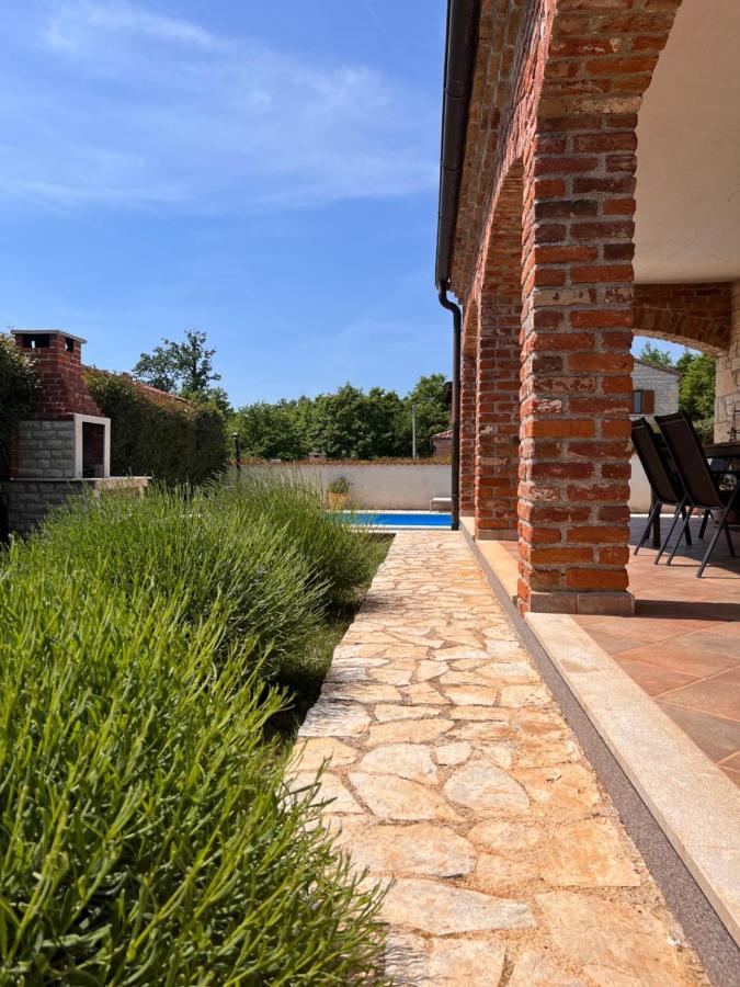 Villa Stella Svetvinčenat Exteriör bild